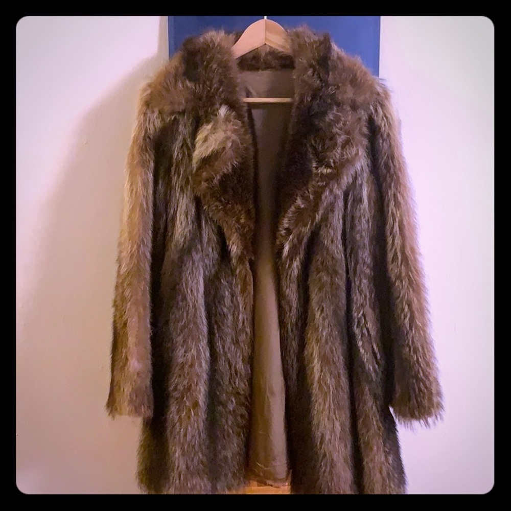 fur coat!